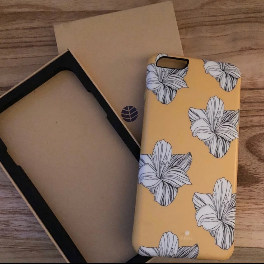 iPhone 6+/7 Yellow Phone case - Picture 4 of 4